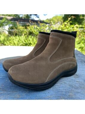 Lands End Brown Suede Leather Zipper Up Working Ankle Boots 8.5 B - 107